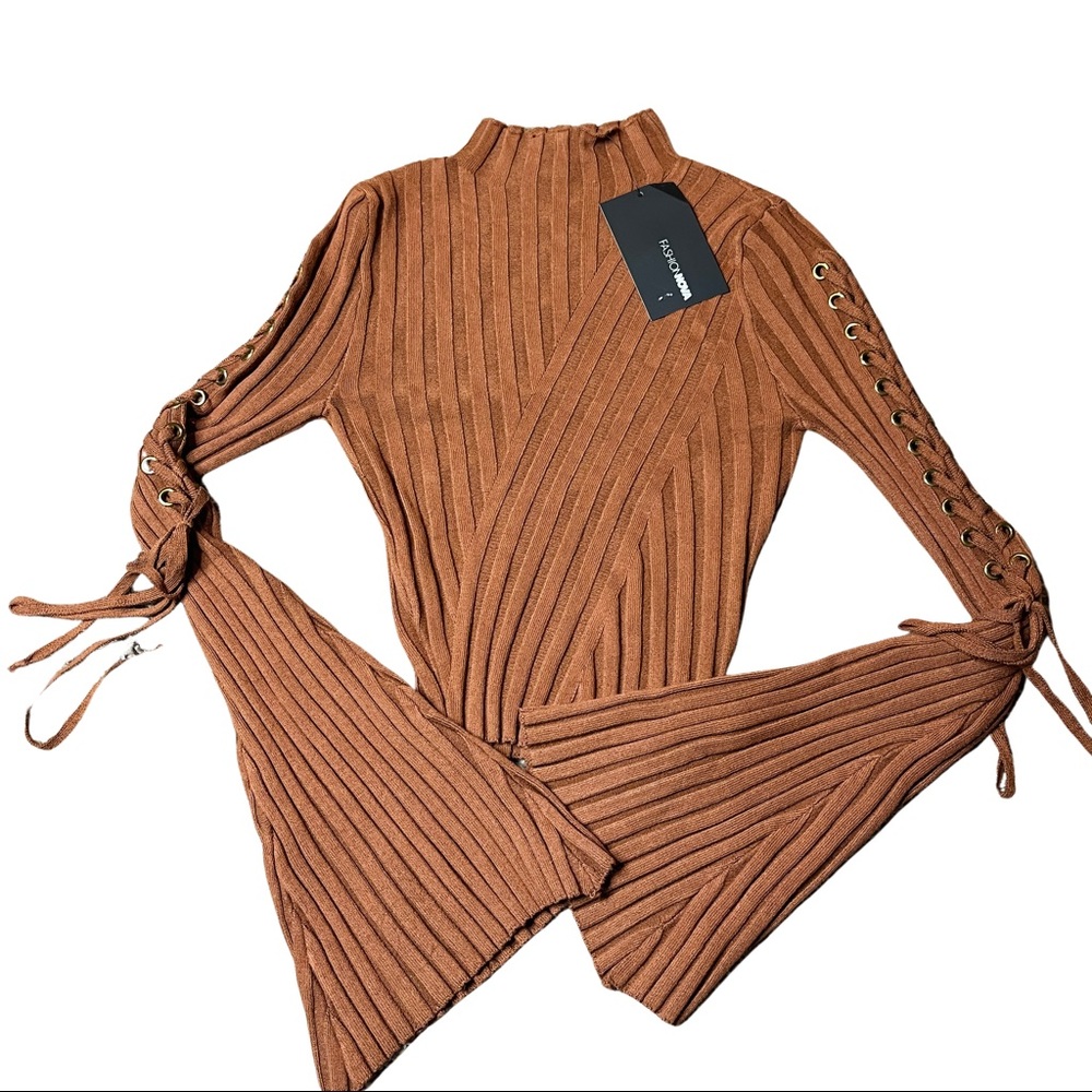 NWT Fashion Nova Next To Me Mock Neck Sweater (Party top)